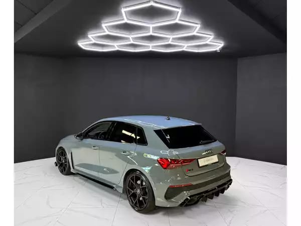 Audi RS3 Sportback 2.5 TFSI quattro - Photo 2