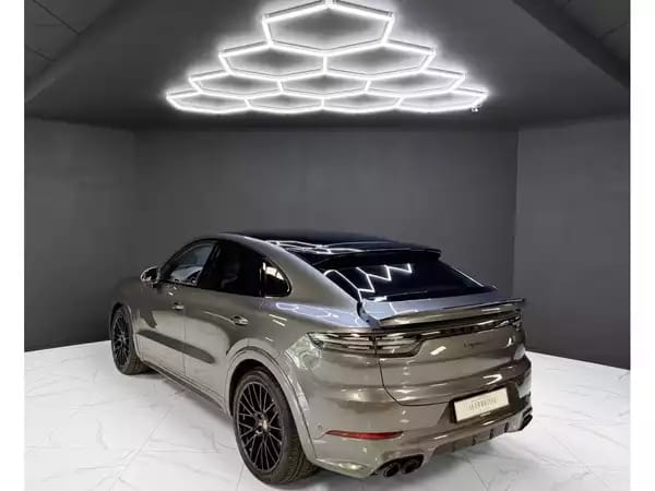 Porsche Cayenne GTS Coupe 4.0 V8 - Photo 2