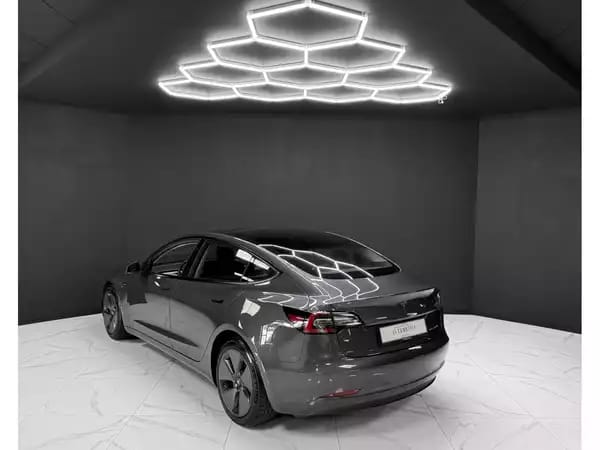 Tesla Model 3 Long Range Dual Motor - Photo 2