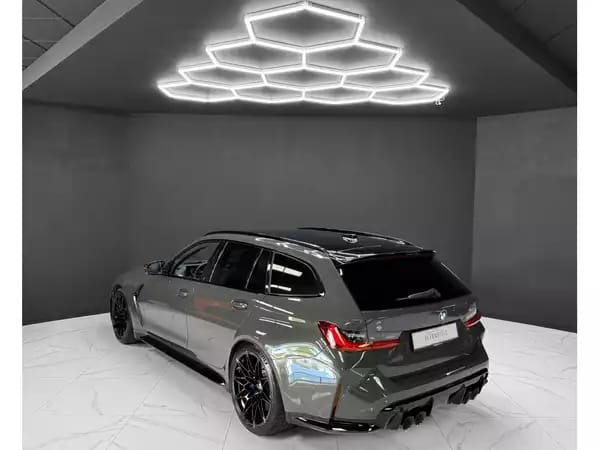 BMW M3 COMPETITION LCI TOURING - Photo 2