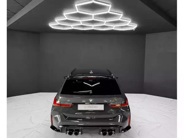 BMW M3 COMPETITION LCI TOURING - Photo 3