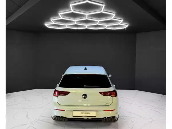 Volkswagen Golf VIII 8.5 R Line eTSI 150 MY26 - Photo 3