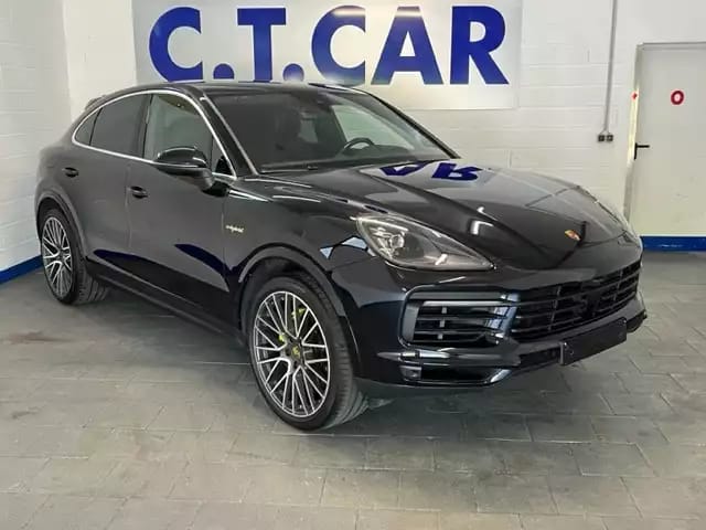 Porsche Cayenne CoupeE-Hybrid Sport-Chrono/Panorama - Photo 1