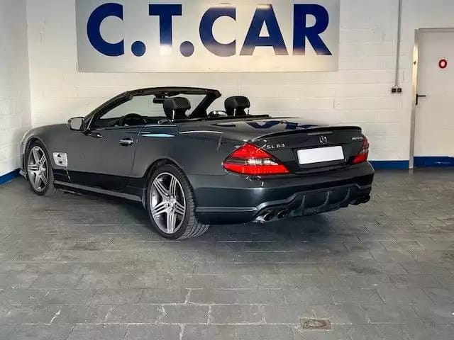 Mercedes-Benz SL 63 AMG SL Roadster - Photo 1