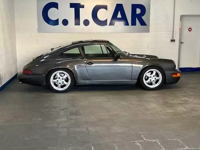 Porsche 911 964 coupe - Photo 1