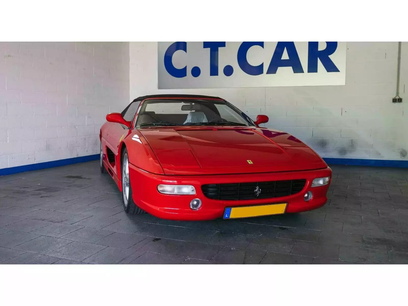 Ferrari F355 F1 Spider - Photo 1