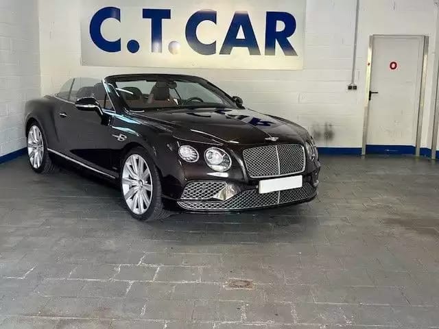Bentley Continental GTC V8S - Photo 1