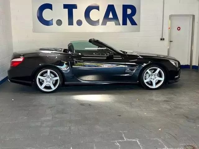 Mercedes-Benz SL 500 AMG Line - Photo 1