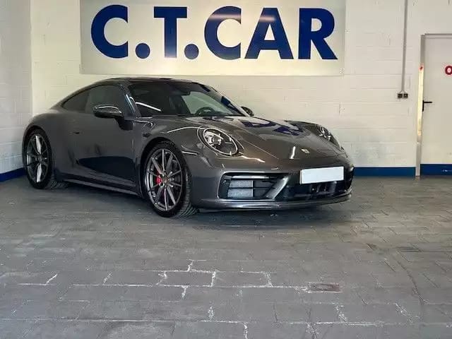 Porsche 992 911 Carrera 4S - Photo 1