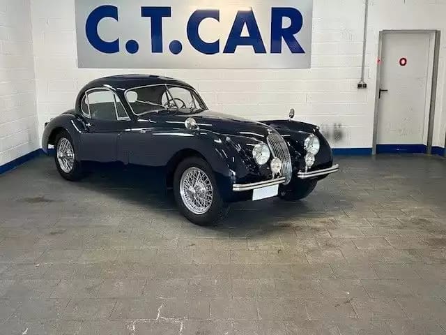 Jaguar XK 120 FHC - Photo 1