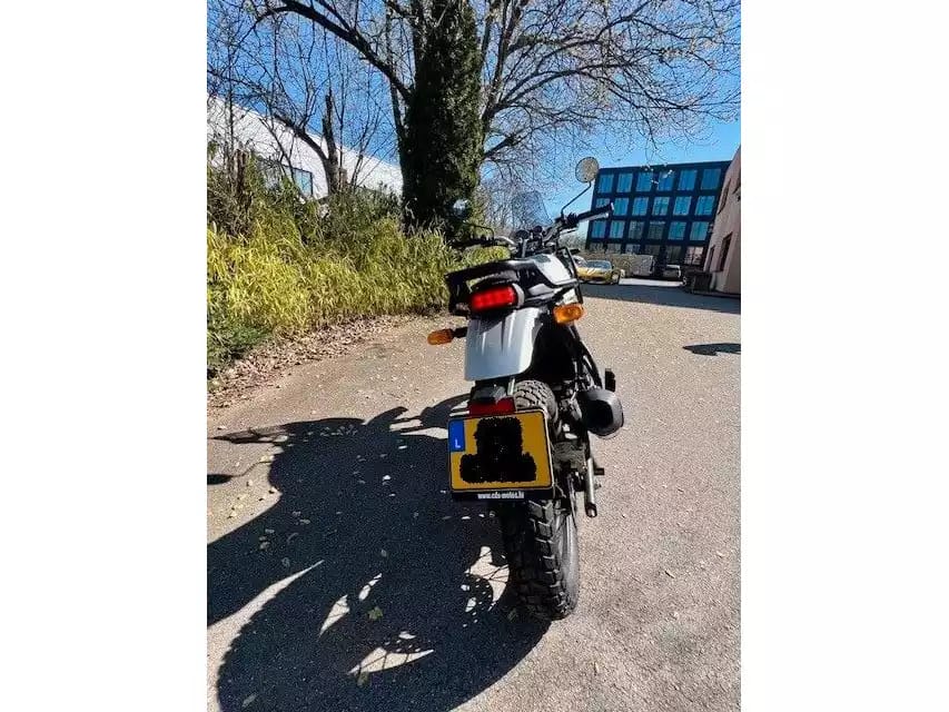 Royal Enfield Himalayan 411 - Photo 1