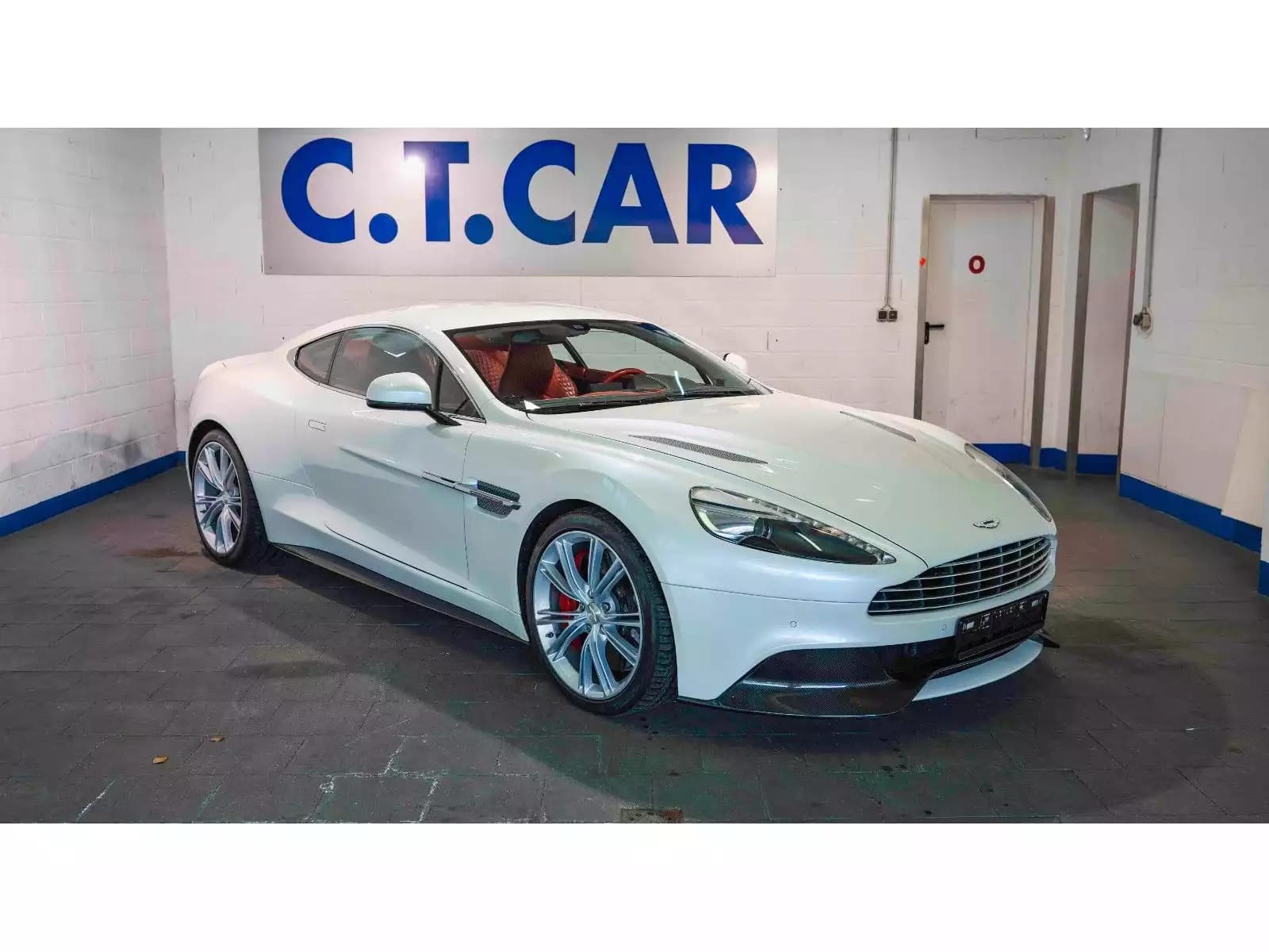 Aston Martin Vanquish Coupe 6.0 V12 Automatik Carbon B&O - Photo 1