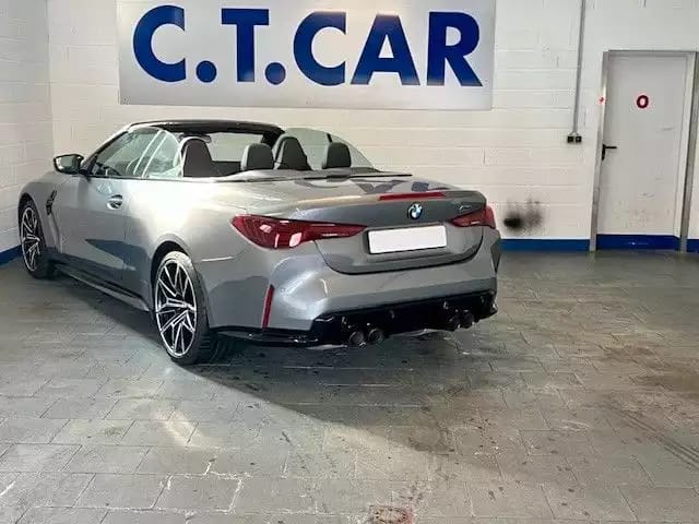 BMW M4 Competition M xDrive Cabrio - Photo 1