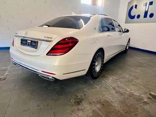 Maybach S560 Limousine 4Matic-PANO/BURMESTER/MASSAGE/DVD/Voll - Photo 3