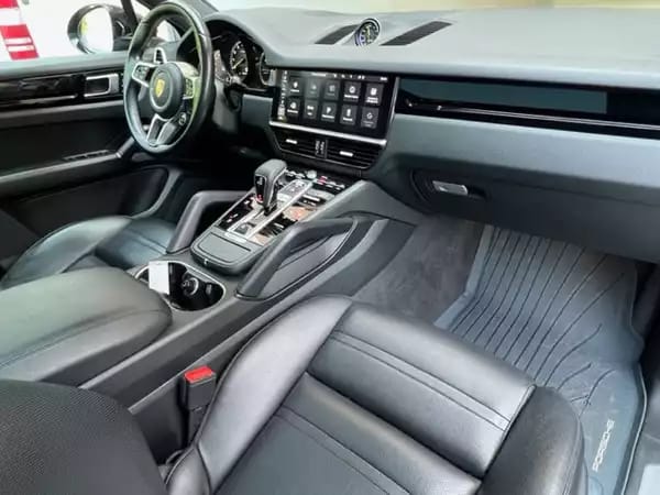 Porsche Cayenne CoupeE-Hybrid Sport-Chrono/Panorama - Photo 3