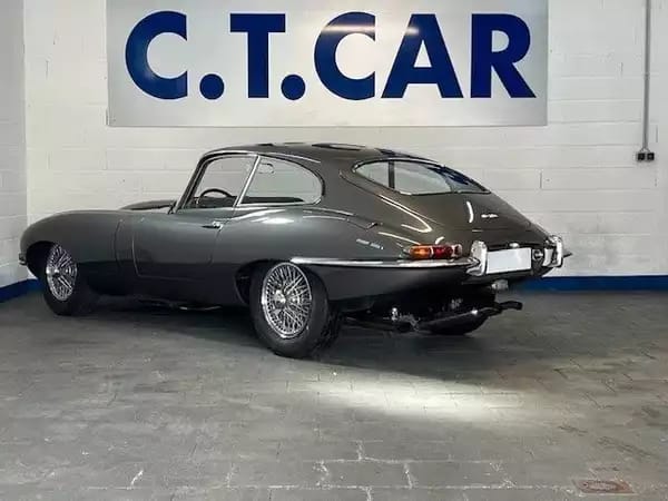 Jaguar E-Type S1 3.8 - Photo 2