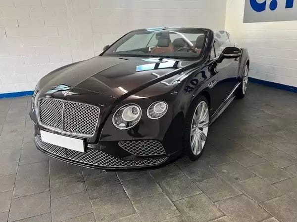 Bentley Continental GTC V8S - Photo 3