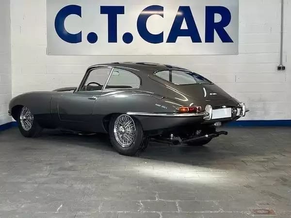 Jaguar E-Type S1 3.8 - Photo 2
