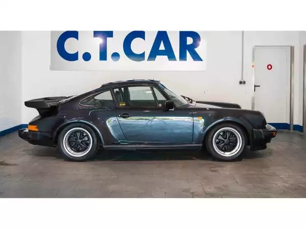 Porsche 930 Turbo 3.3 - Photo 3