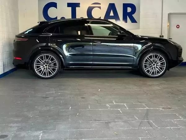 Porsche Cayenne Coupe S /VOLL /panorama /AHK - Photo 2