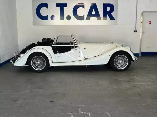 Morgan Roadster - TOP - Photo 2