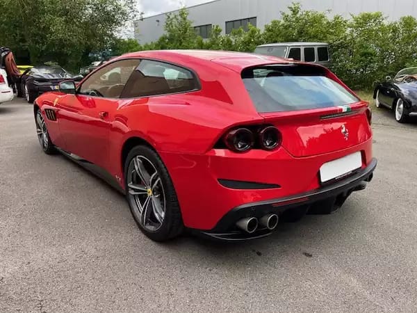 Ferrari GTC4Lusso Tailor Made 70 Anni Collection - Photo 2