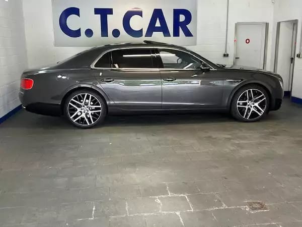 Bentley Flying Spur 6.0 W12 Autom.VOLL- TOP - Photo 2