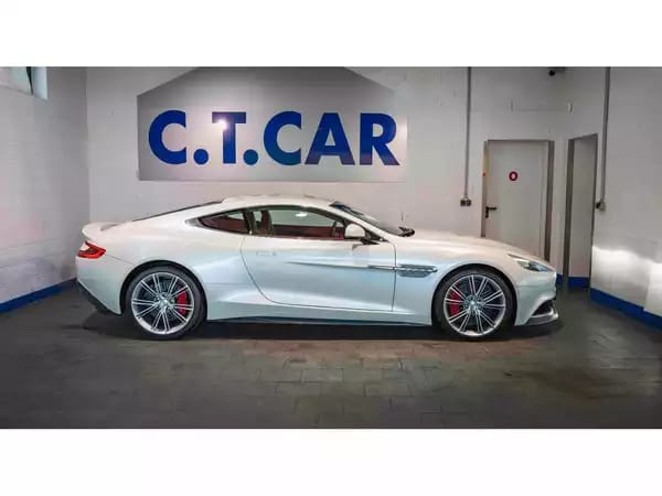 Aston Martin Vanquish Coupe 6.0 V12 Automatik Carbon B&O - Photo 3