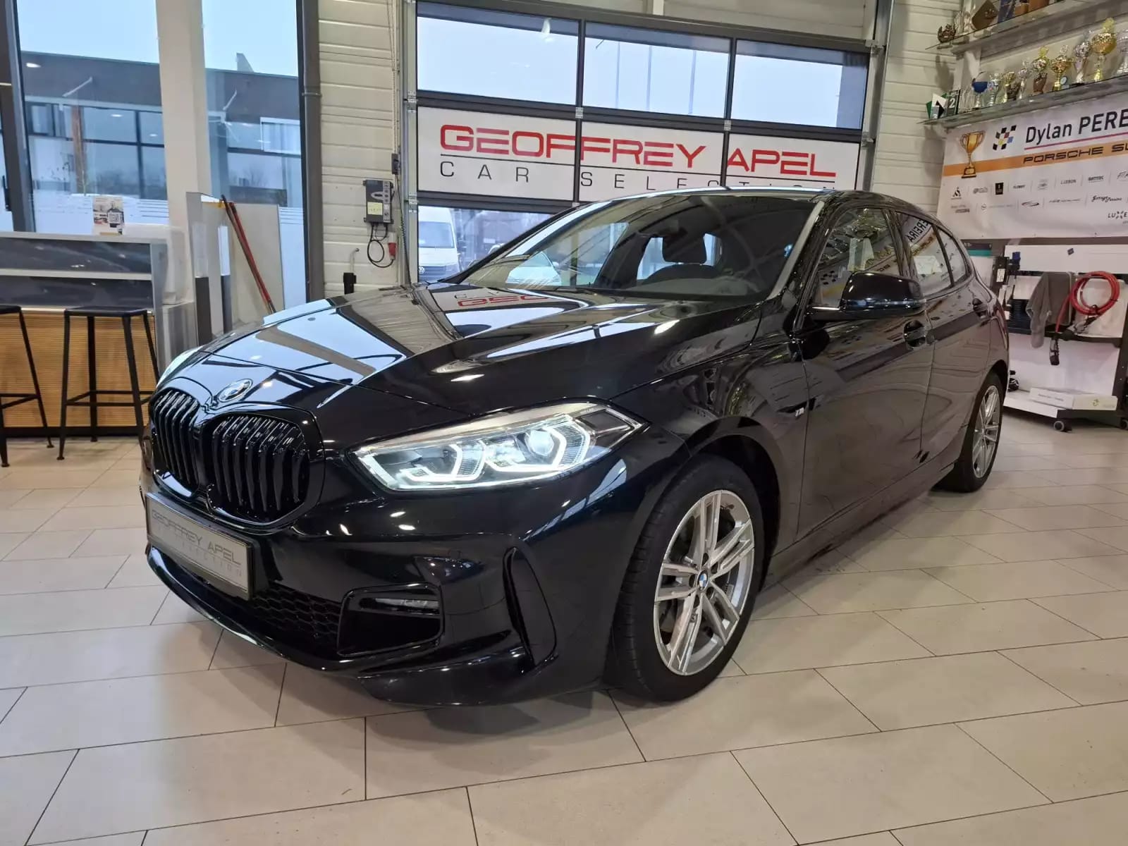 BMW 118 i M SPORT PAKET, 1 HAND, NAVI, LED, COCKPIT DIGITAL, GARANTIE - Photo 1