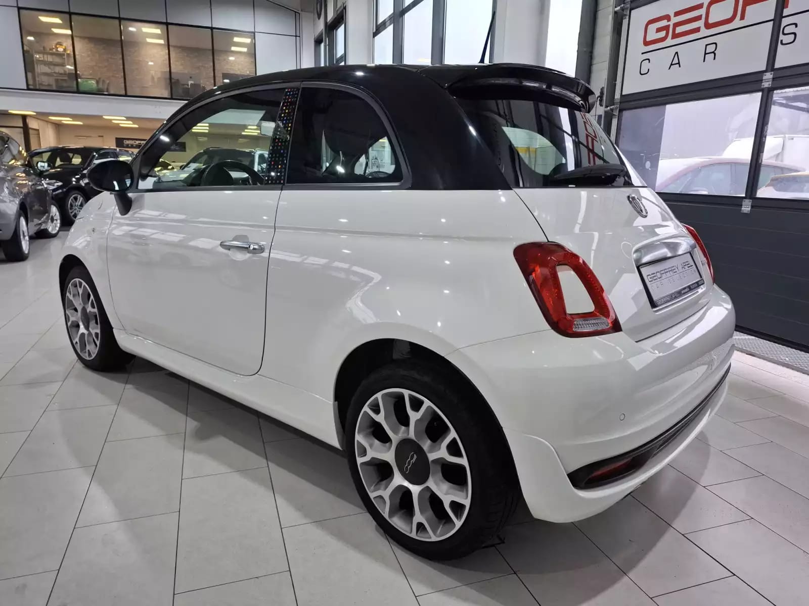 Fiat 500 1.0 hybride, HEY GOOGLE, NAVI, BEATS, BLUETOOTH, ALU 16,CUIR,  GARNTIE - Photo 1