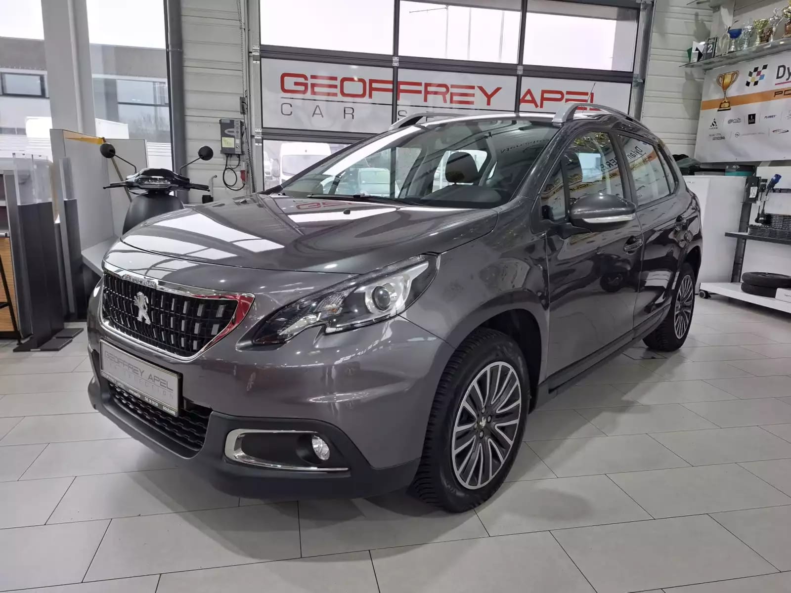 Peugeot 2008 B.AUTO, 110CV, NAVI,CARPLAY,BLUETOOTH, GARANTIE - Photo 1