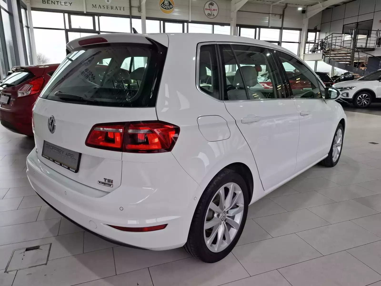 Volkswagen Golf Sportsvan 1.4TSI DSG Highline BlueMotion,1Hand,NAVI,CAMERA,PDC,LEDER,LED, - Photo 1