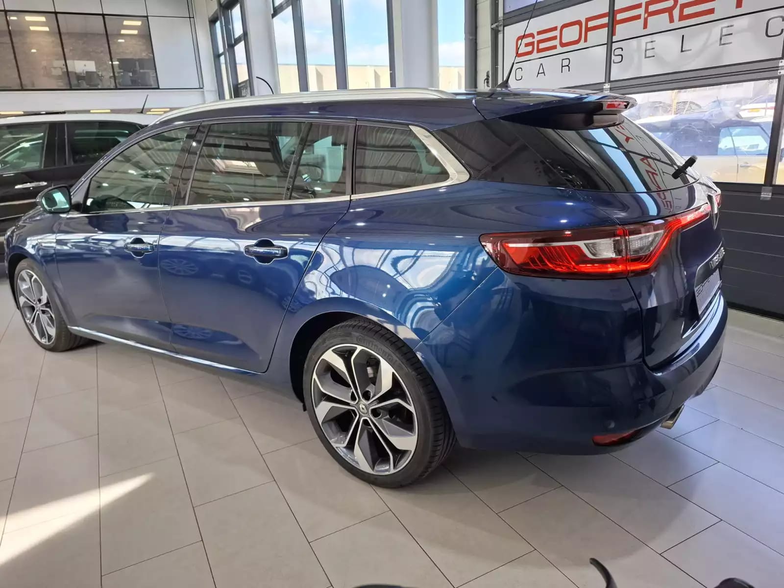 Renault Megane 1.6 DCI 130 BOSE EDITION, 1 HAND, CAMERA, CUIR, DIGITAL COCKPIT, LED, - Photo 1