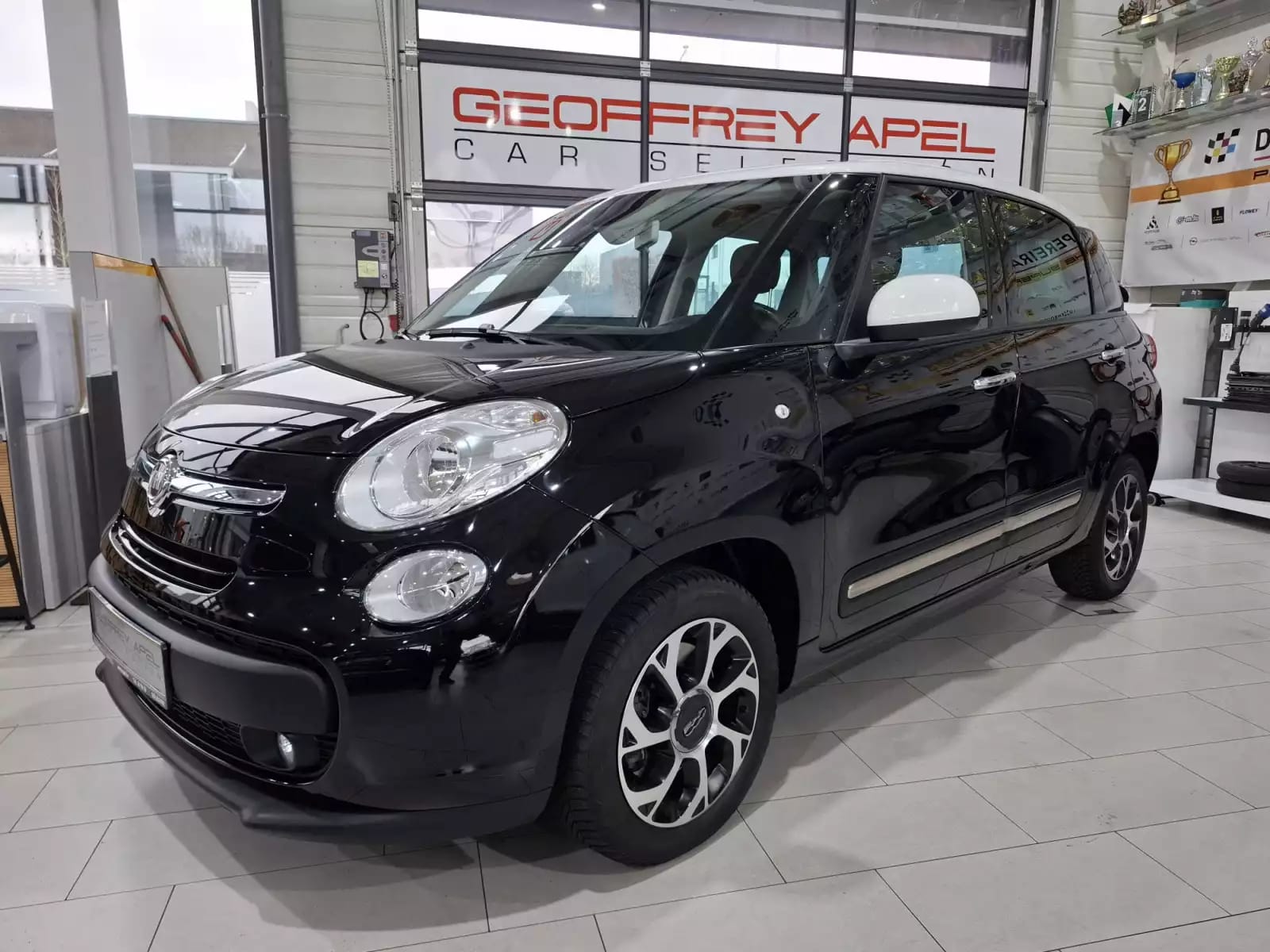 Fiat 500L 1.6 JTD 120 NAVI, CUIR, PANORAMA, 1 HAND - Photo 1