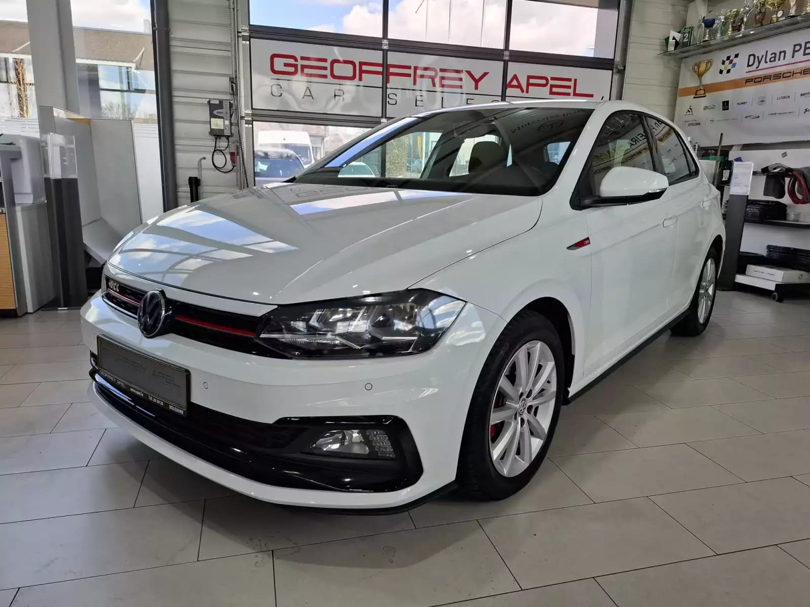 Volkswagen Polo GTI 2.0 GTI 200 DSG,1 HAND, NAVI, KEYLESS, CARPLAY, - Photo 1