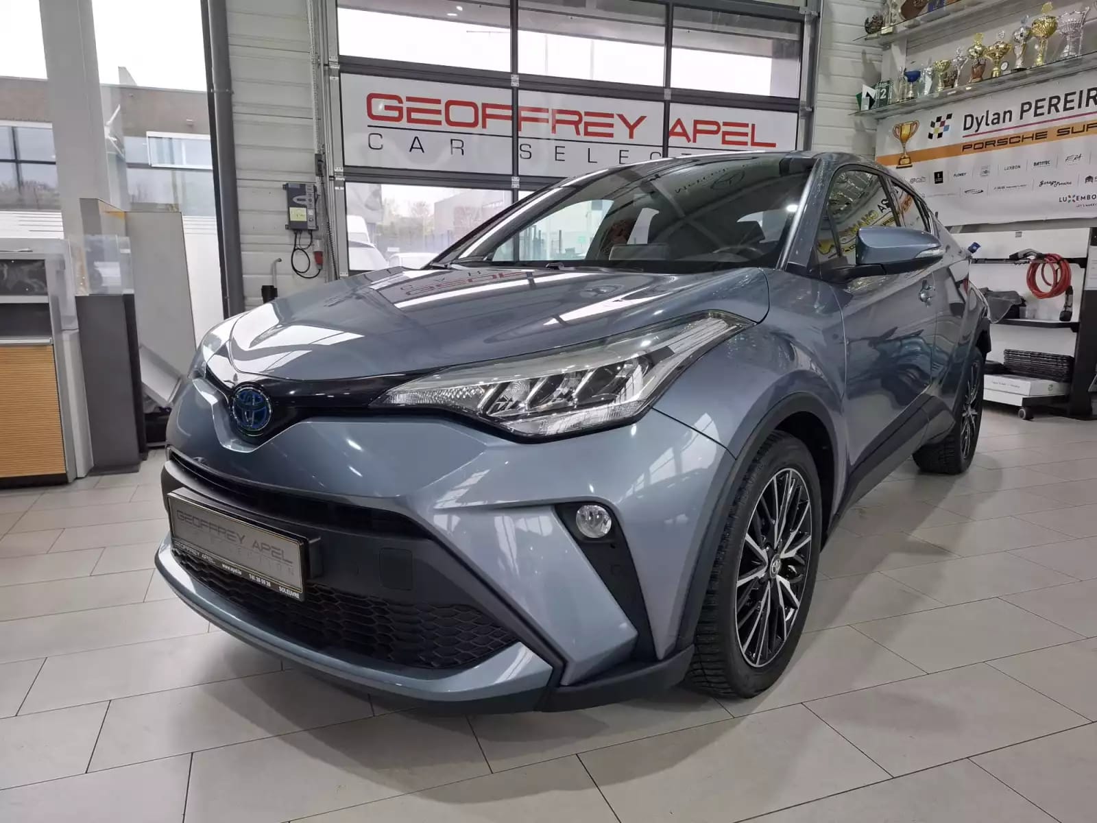 Toyota C-HR 1.8 Hybrid E-CVT 1 HAND, CAMERA, NAVI,CUIR, - Photo 1