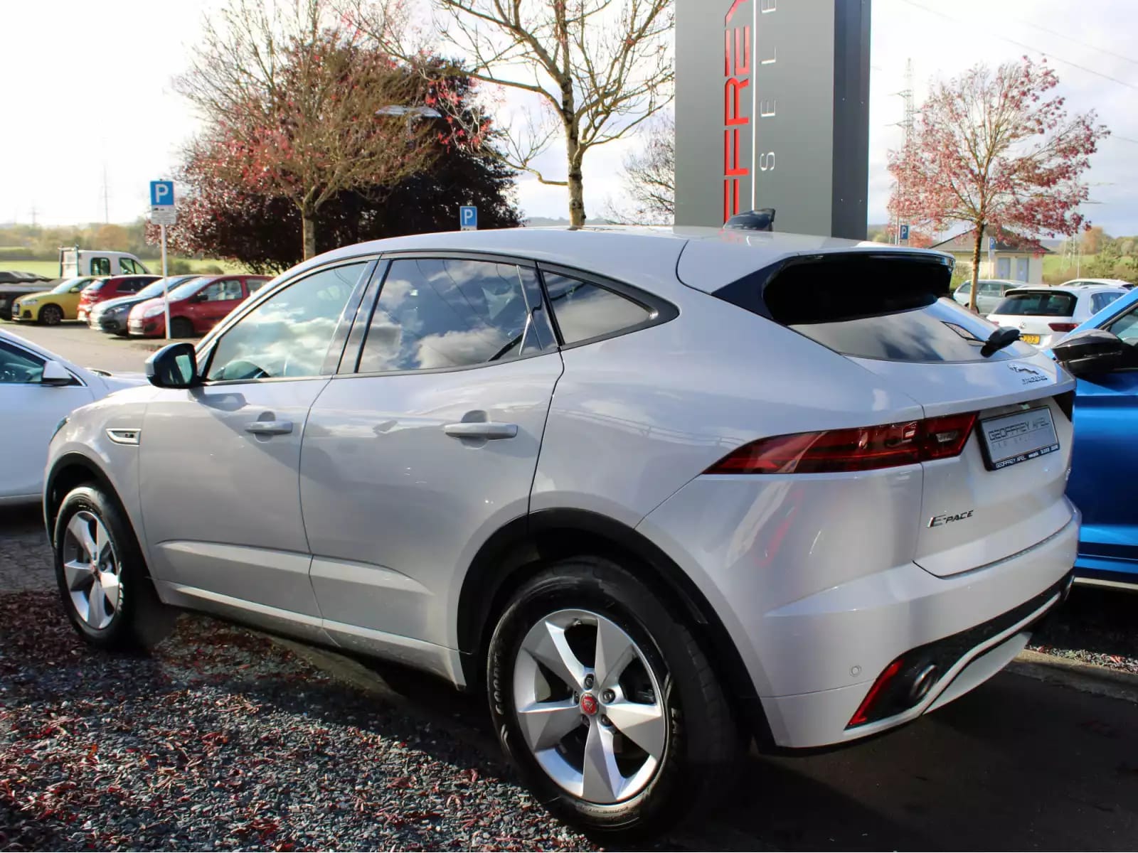 Jaguar E-Pace D 180 AWD R-DYNAMIC PANO CUIR NAVI - Photo 1