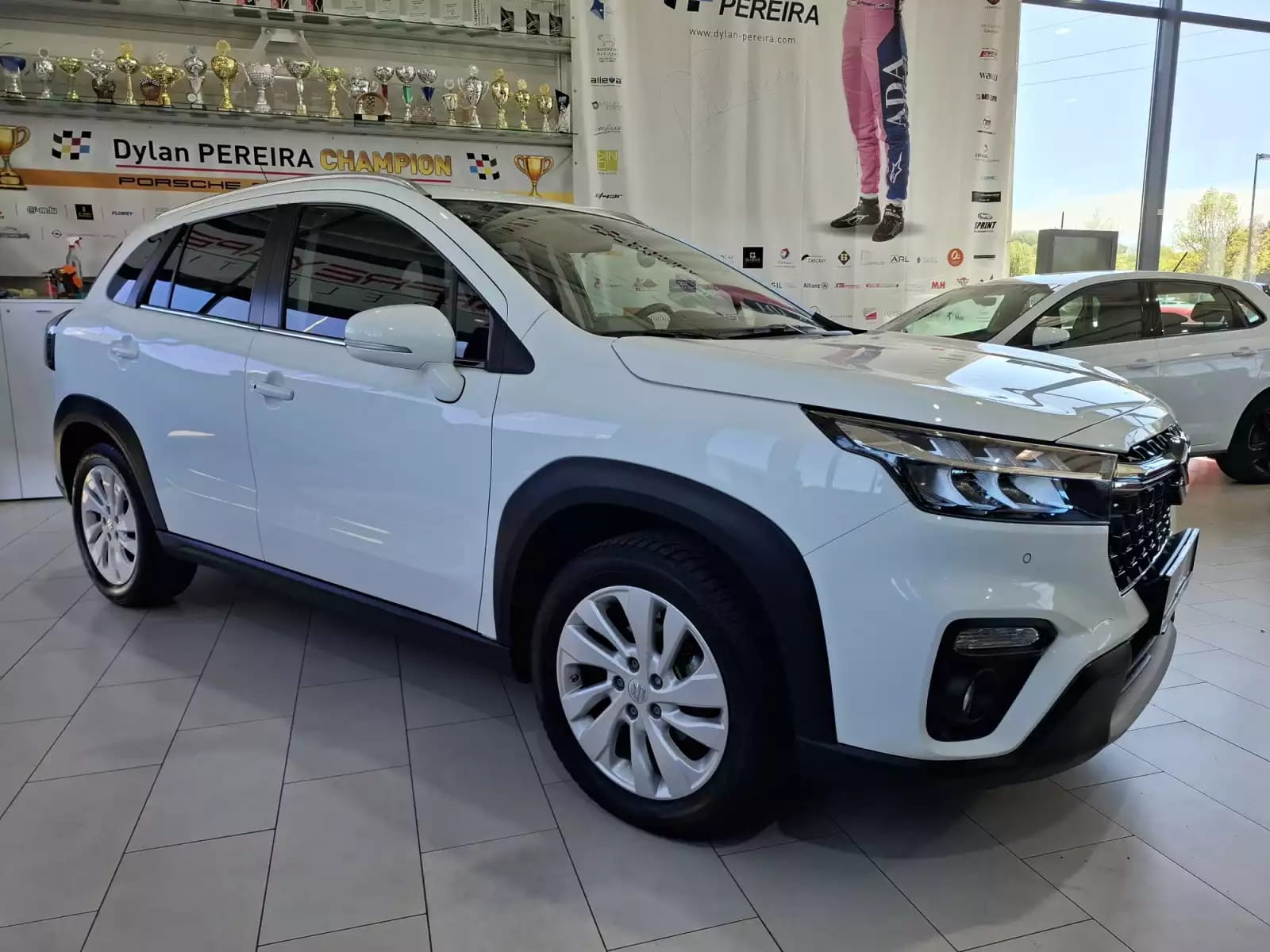 Suzuki S-Cross 1.4 TURBO HYBRID,1 HAND, CAMERA, CLIMA  AUTO, CARPLAY, ALU 17'', ASS. LIGNES, ANGLE MORT, REGULATEUR, LED, ATT. REMORQUE - Photo 1