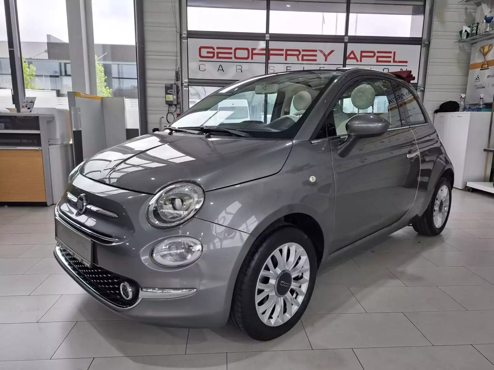 Fiat 500C CABRIO, 1 HAND, 17000KM, NAVI, ALU 15'',REGUL , PDC, DIGITAL COCKPIT - Photo 1