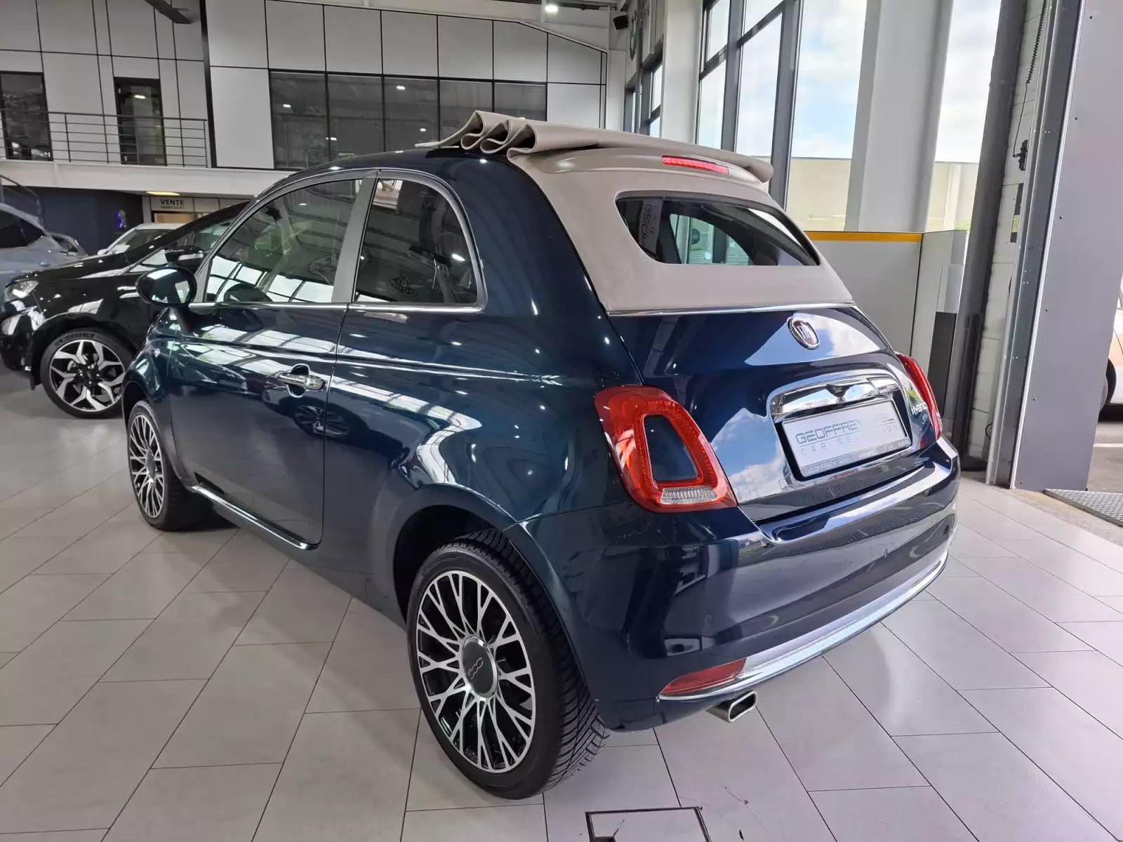 Fiat 500C CABRIO, 1.0 Hybrid 70, 1 HAND, NAVI, ALU 16'',REGUL , PDC, CLIMA, - Photo 1