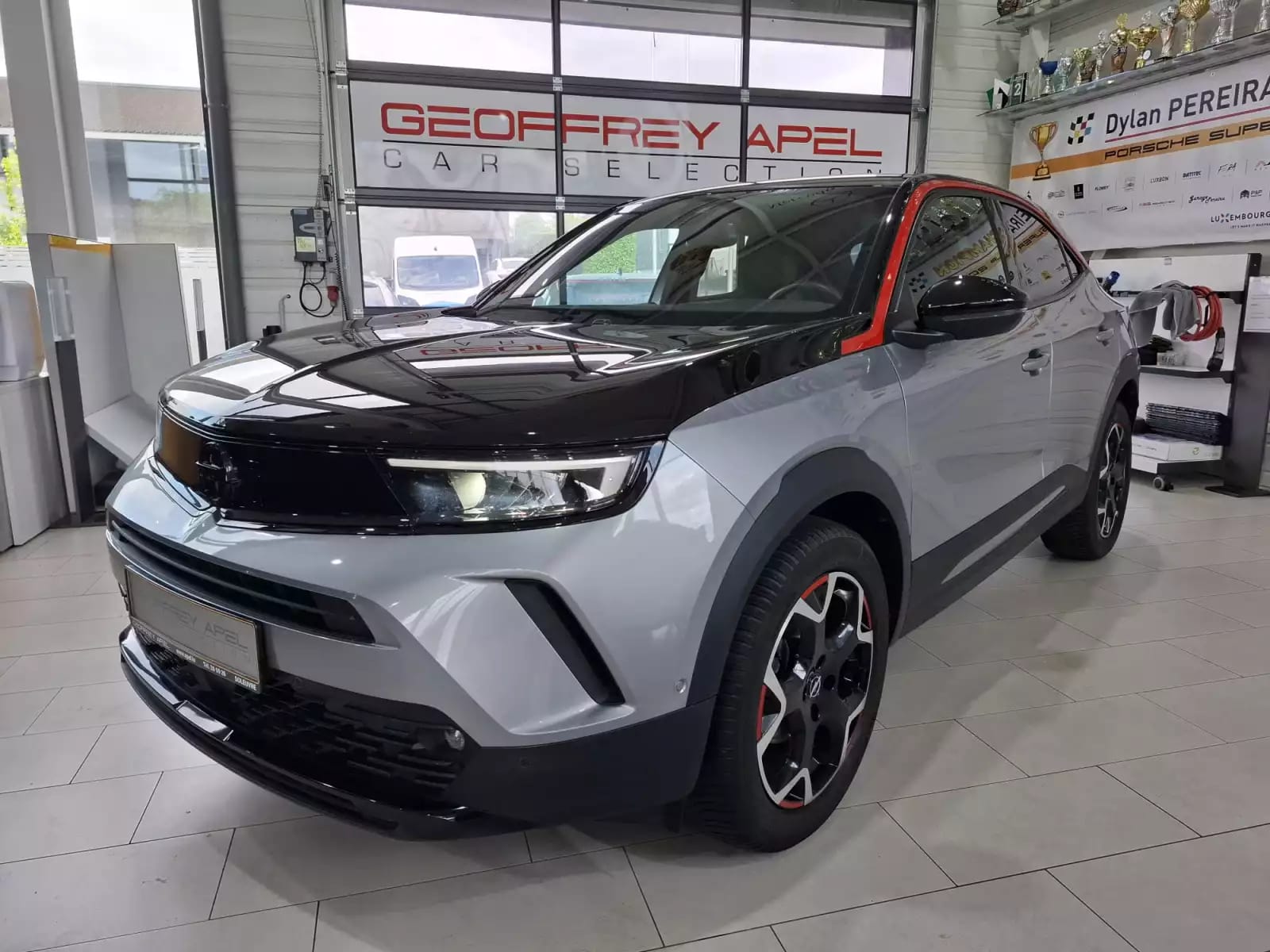 Opel Mokka GS LINE 130 AT8,1 HAND, NAVI , LED, CAMERA, CUIR, CARBON - Photo 1