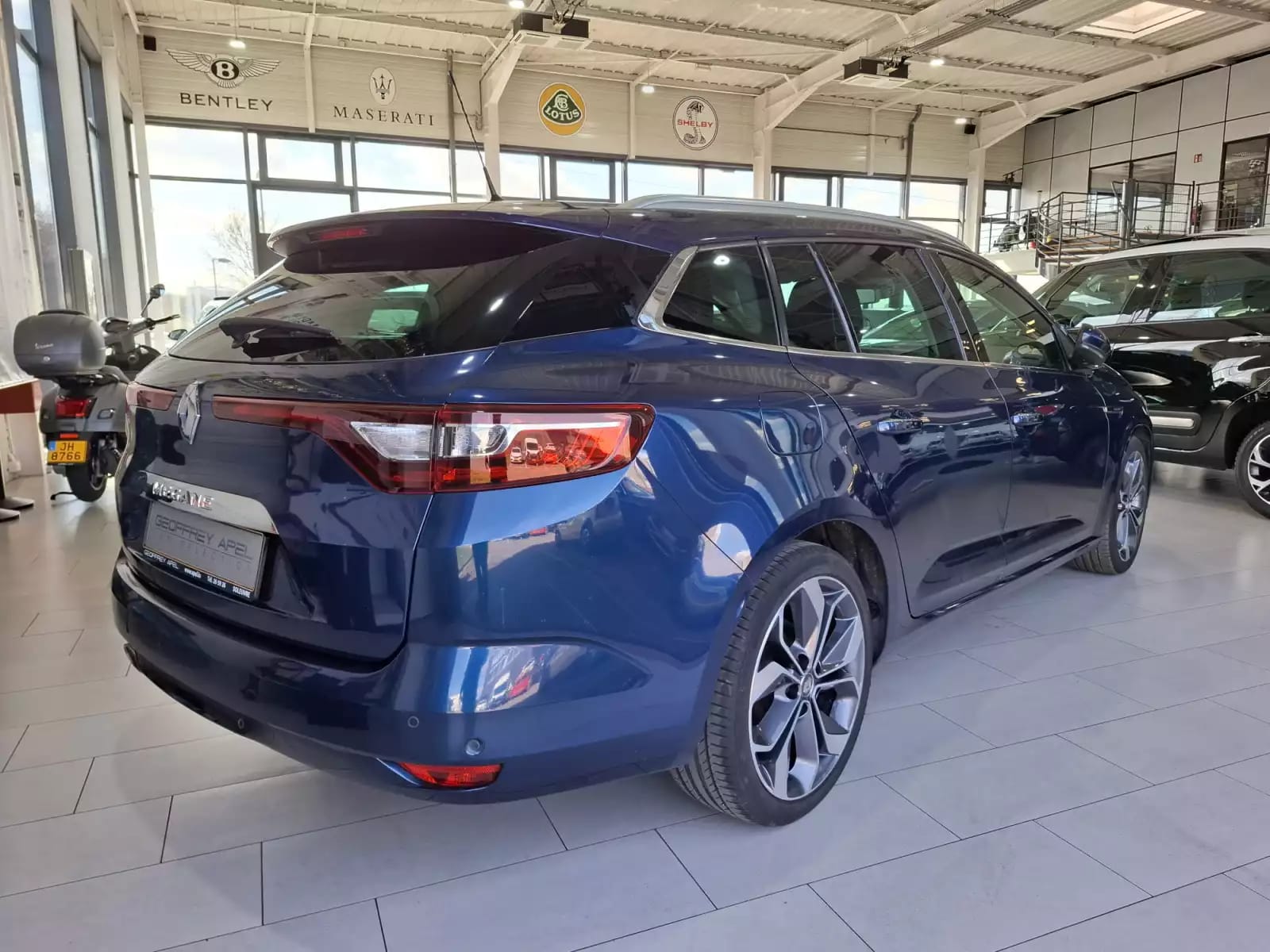 Renault Megane 1.6 DCI 130 BOSE EDITION, 1 HAND, CAMERA, CUIR, DIGITAL COCKPIT, LED, - Photo 1