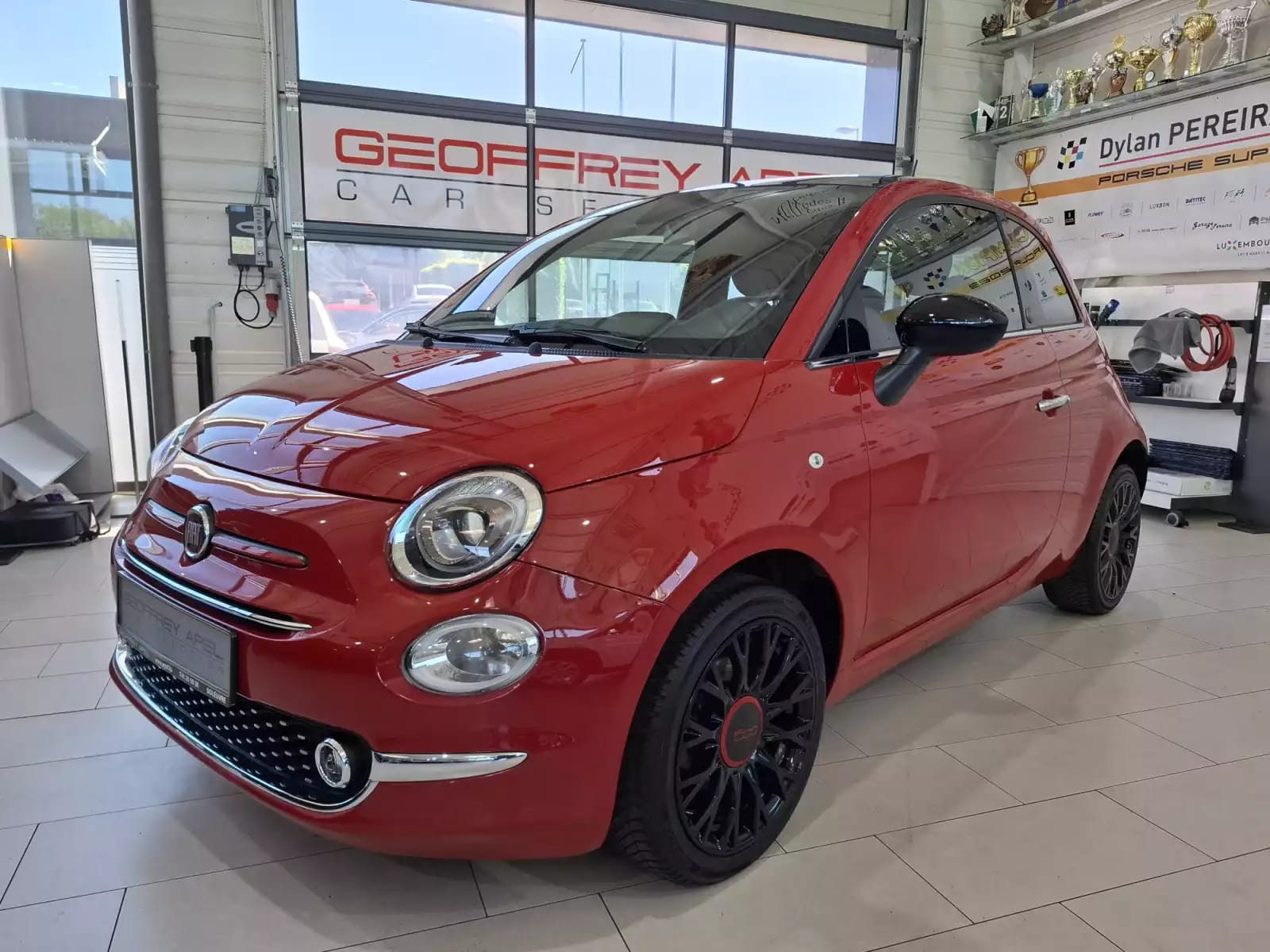 Fiat 500 1.0 Hybrid 70, EDITION RED, 1 HAND, NAVI, ALU 16'',REGUL ,PANORAMIQUE, PDC, CLIMA, - Photo 1