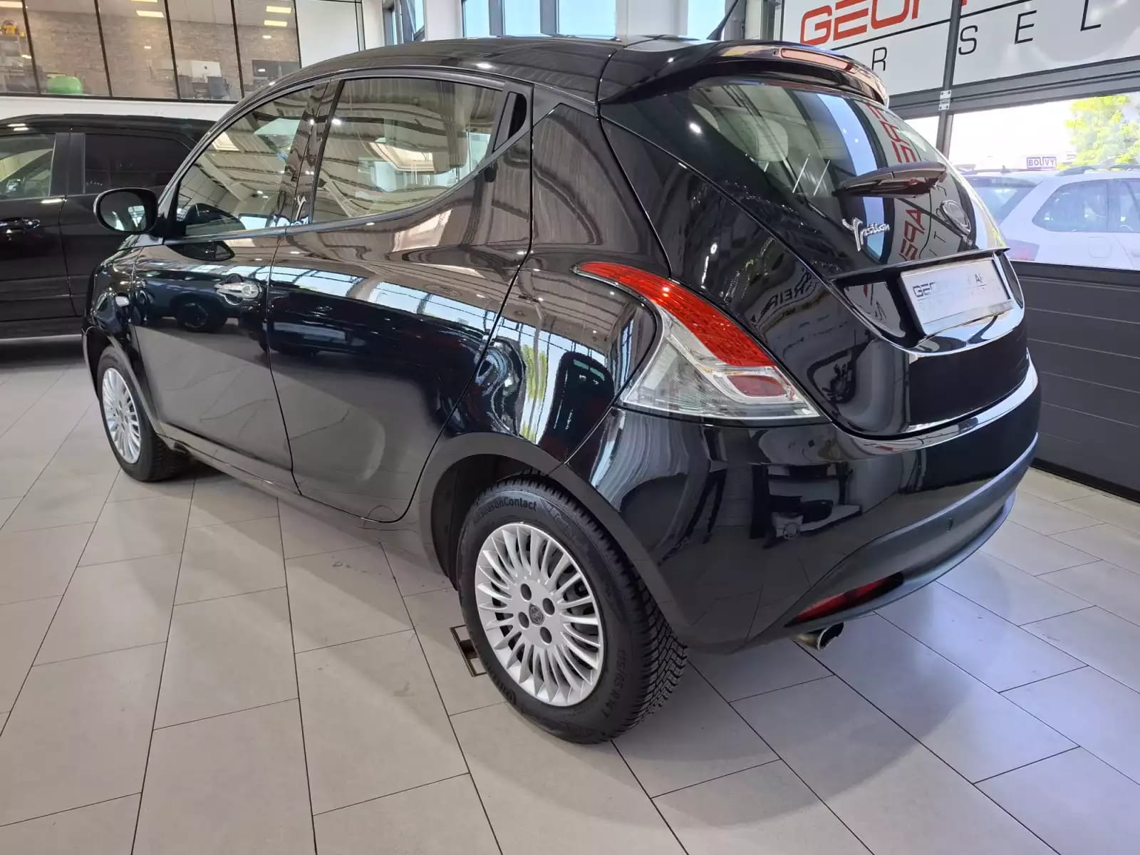Lancia Ypsilon 1.2 1HAND, BLUETOOTH, PDC AV+ARR., - Photo 1