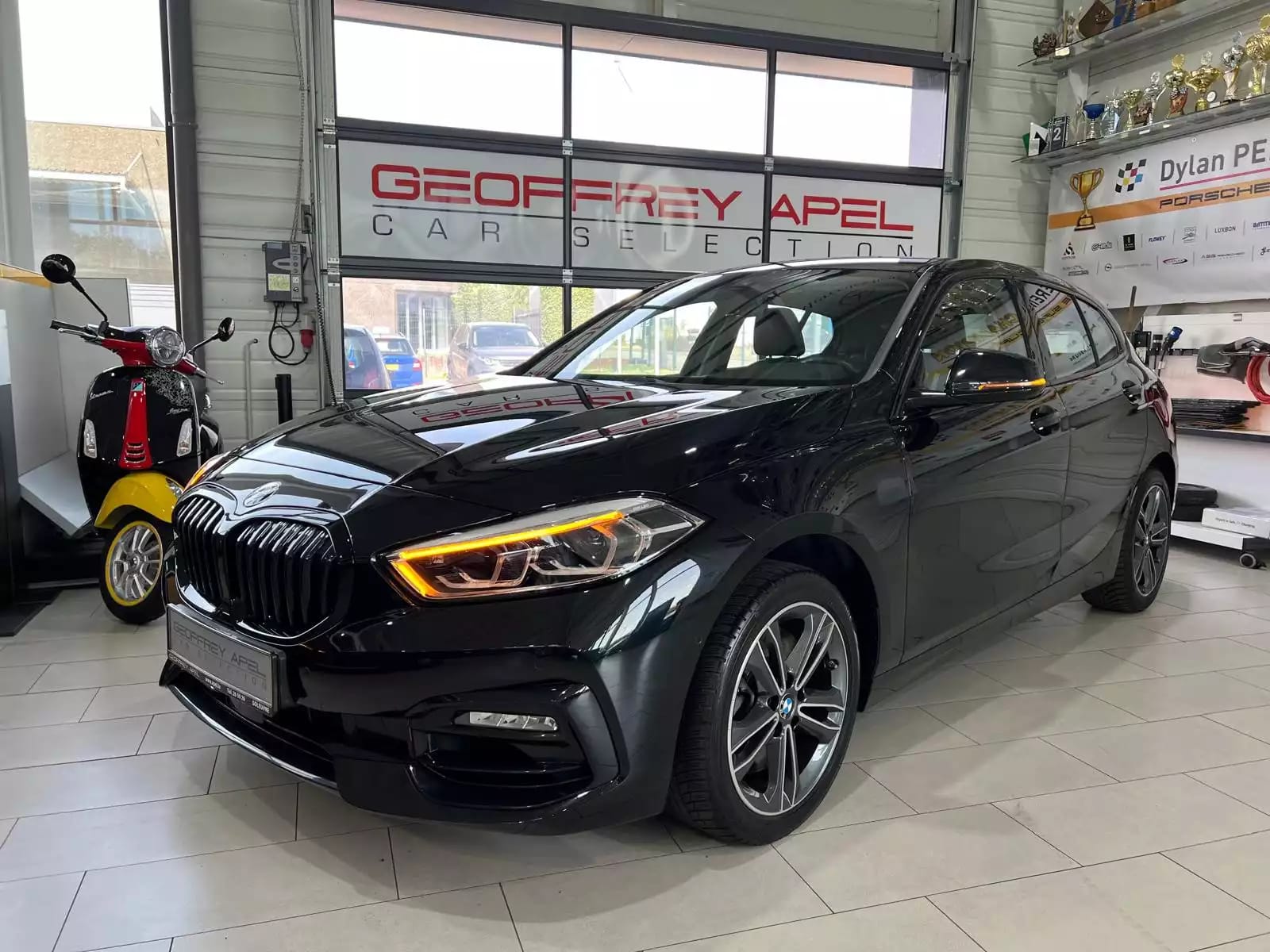 BMW 120 i SPORT LINE PAKET, CUIR, NAVI, CAMERA, LED, CARPLAY, VOLANT M, 1 HAND - Photo 1
