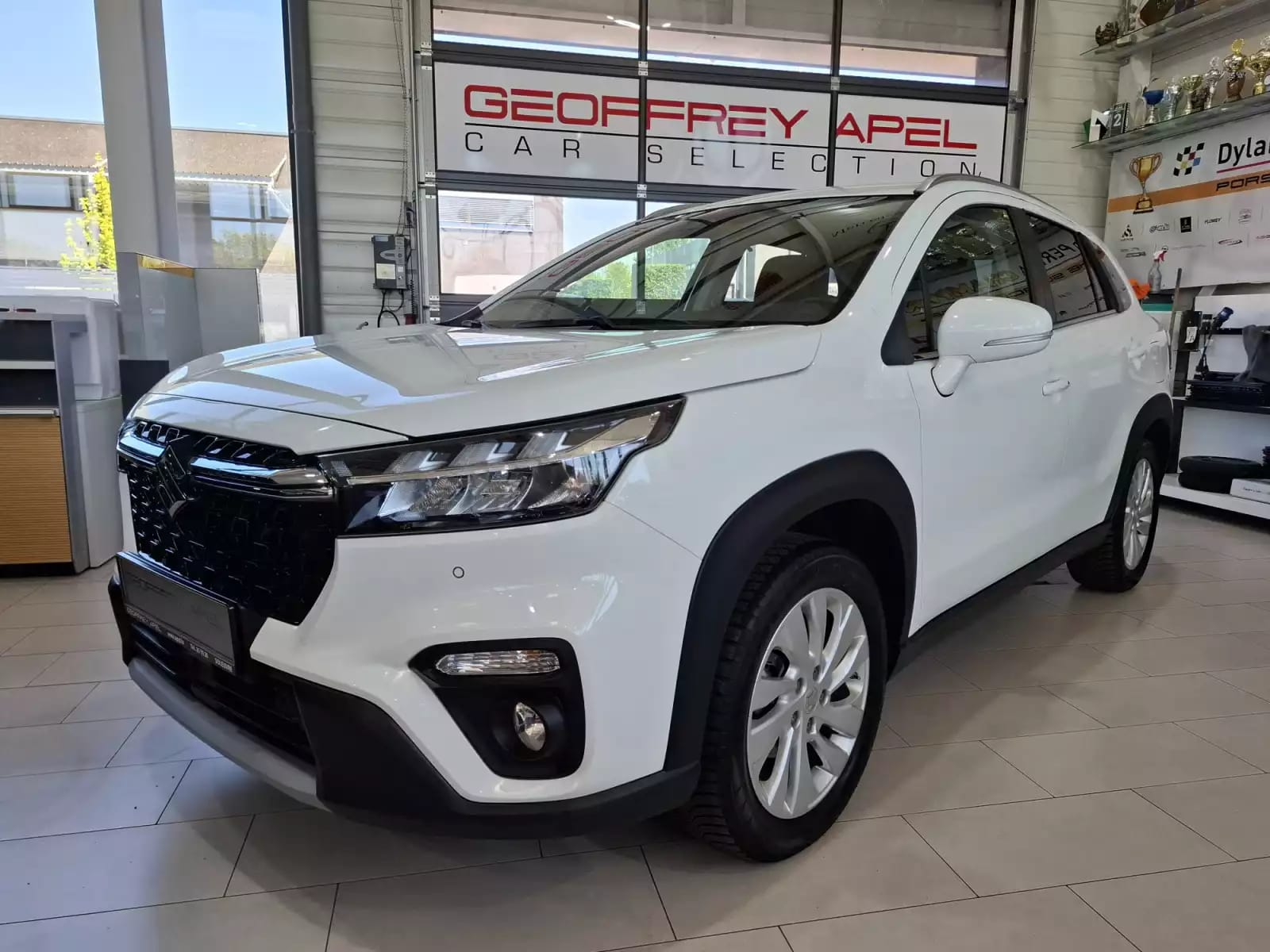 Suzuki S-Cross 1.4 TURBO HYBRID,1 HAND, CAMERA, CLIMA  AUTO, CARPLAY, ALU 17'', ASS. LIGNES, ANGLE MORT, REGULATEUR, LED, ATT. REMORQUE - Photo 1