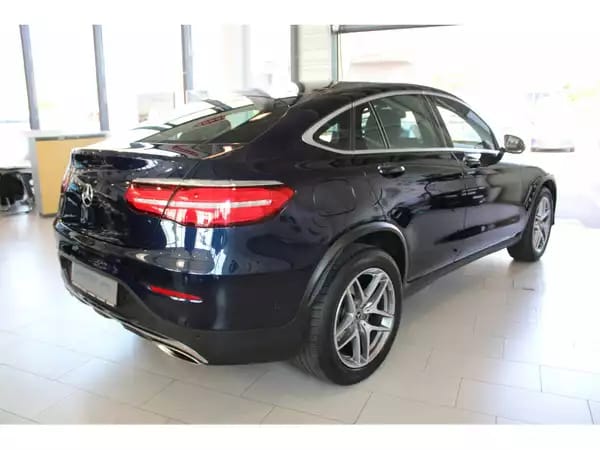 Mercedes-Benz GLC 250 4 MATIC COUPE AMG LINE PANO CUIR NAVI 1 HAND - Photo 3