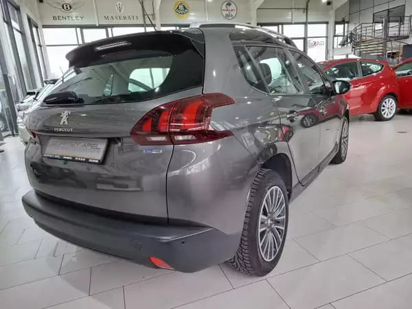 Peugeot 2008 B.AUTO, 110CV, NAVI,CARPLAY,BLUETOOTH, GARANTIE - Photo 2