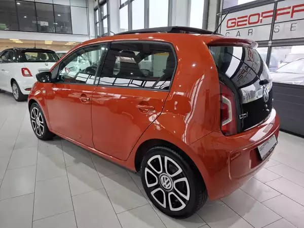 Volkswagen up! 1.0 TSI 75 HIGHLINE, NAVI, CUIR, PANORAMA, SIEGES CHAUFF., - Photo 2