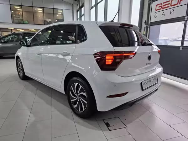 Volkswagen Polo 1.0 TSI 95 LIFE, 1 HAND, DIGITAL COCKPIT, CARPLAY, NAVI, FRANCH. DE LIGNES, PDC AV.+ARR., - Photo 2